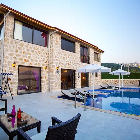 Villa Ay Isigi *